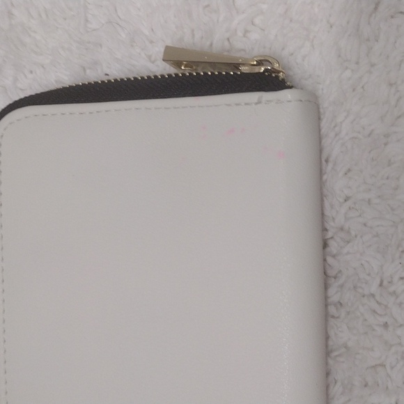 Daisy Marc Jacobs Pouch White Ivory Wallet Clutch - Picture 4 of 11